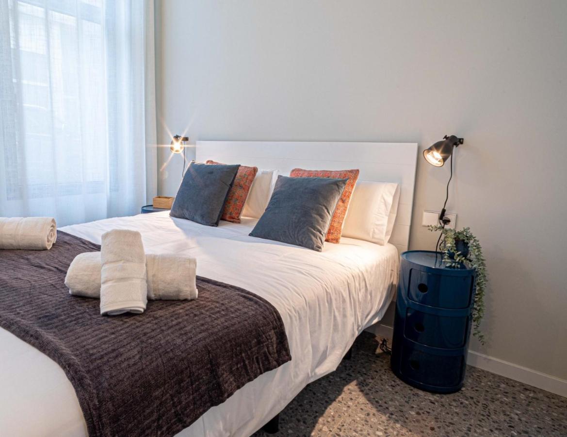 Barcelona Touch Apartments - Rosich Оспиталет-де-Льобрегат Экстерьер фото