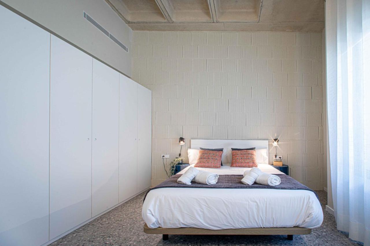 Barcelona Touch Apartments - Rosich Оспиталет-де-Льобрегат Экстерьер фото