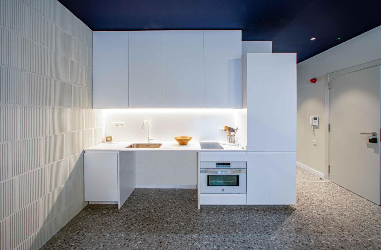 Barcelona Touch Apartments - Rosich Оспиталет-де-Льобрегат Экстерьер фото