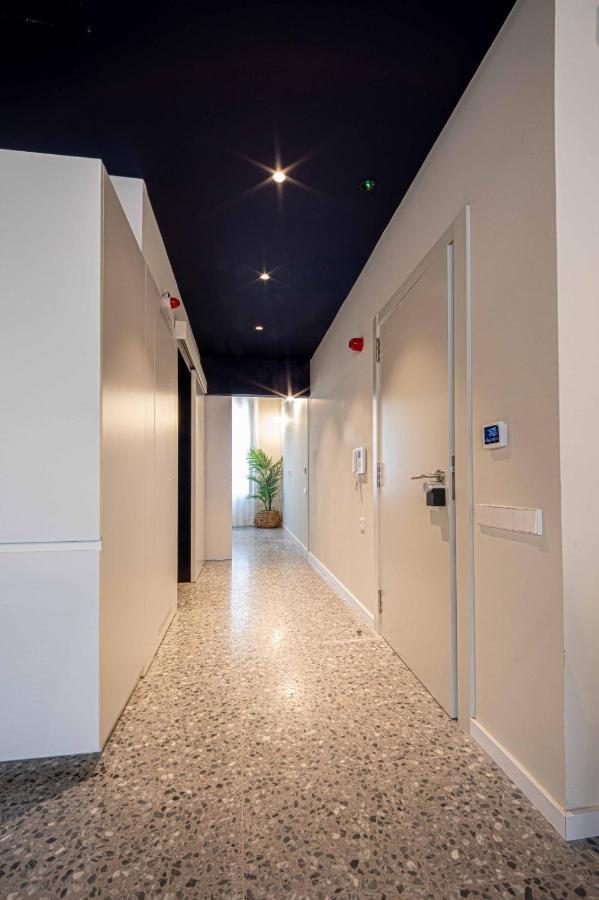 Barcelona Touch Apartments - Rosich Оспиталет-де-Льобрегат Экстерьер фото