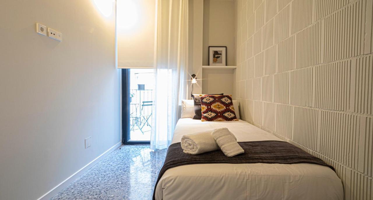 Barcelona Touch Apartments - Rosich Оспиталет-де-Льобрегат Экстерьер фото